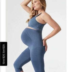BLANQI Maternity Belly Support Crop Leggings - Size M - Oil Blue